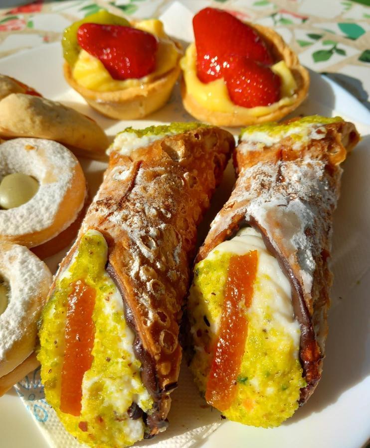 Bed And Breakfast Rosangela 타오르미나 외부 사진