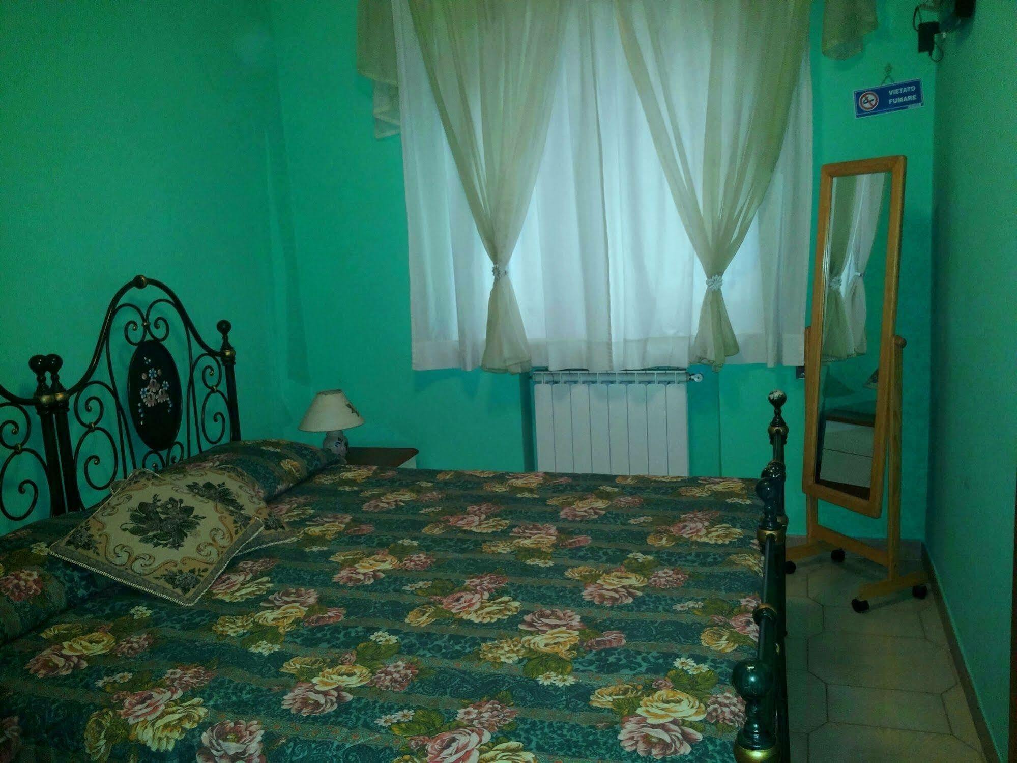 Bed And Breakfast Rosangela 타오르미나 외부 사진